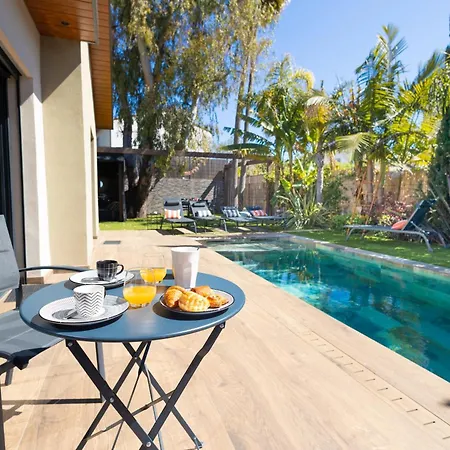 Piscine, Plages A Pied, 4 - *